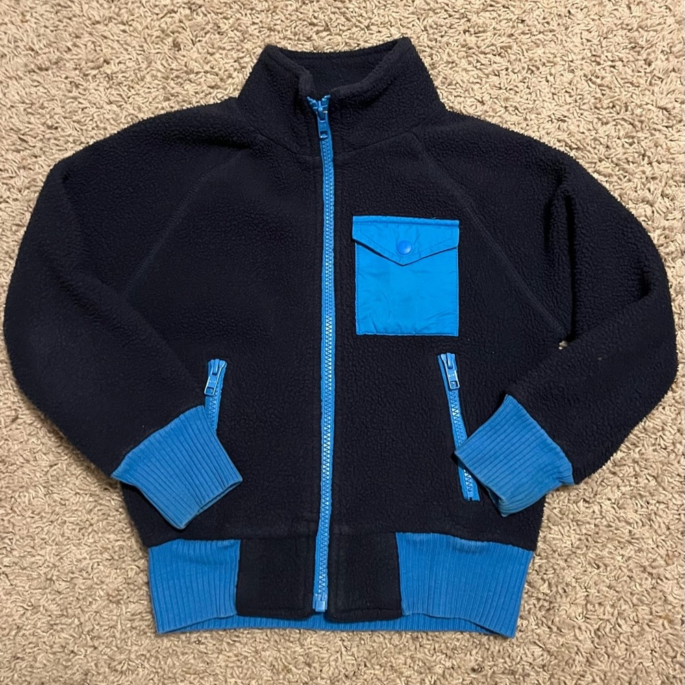 GAP boys fleece XS (4-5)